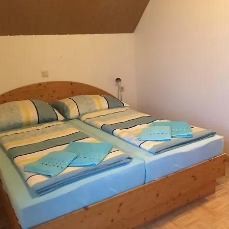 게스트하우스 Hochfellner Spielberg Bei Knittelfeld